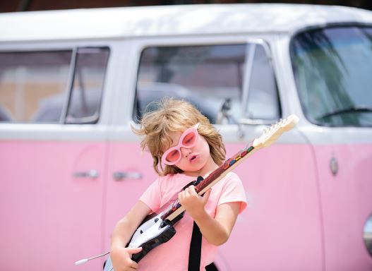 BIRTHDAY - Kid playing Guitar