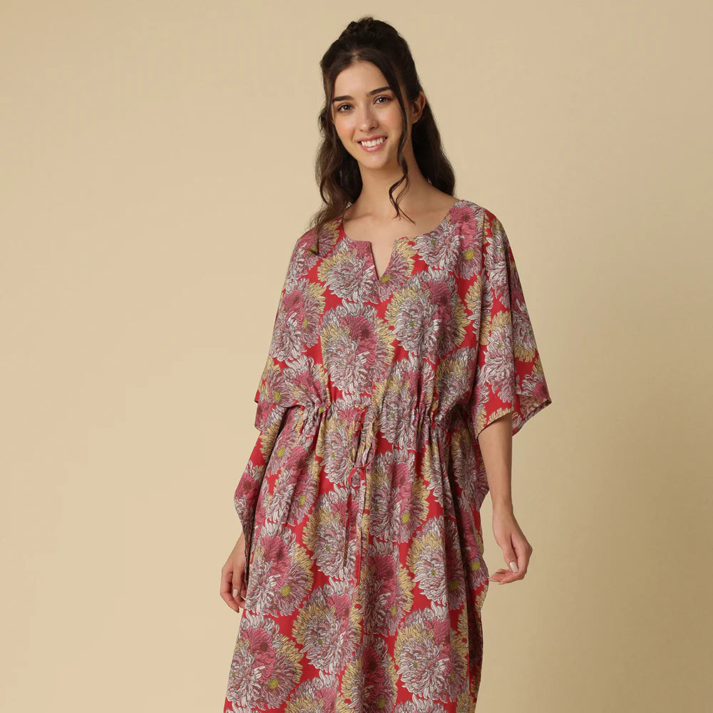 Akari Kaftan