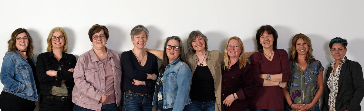 women's clothing and accessories at Backyard Birder