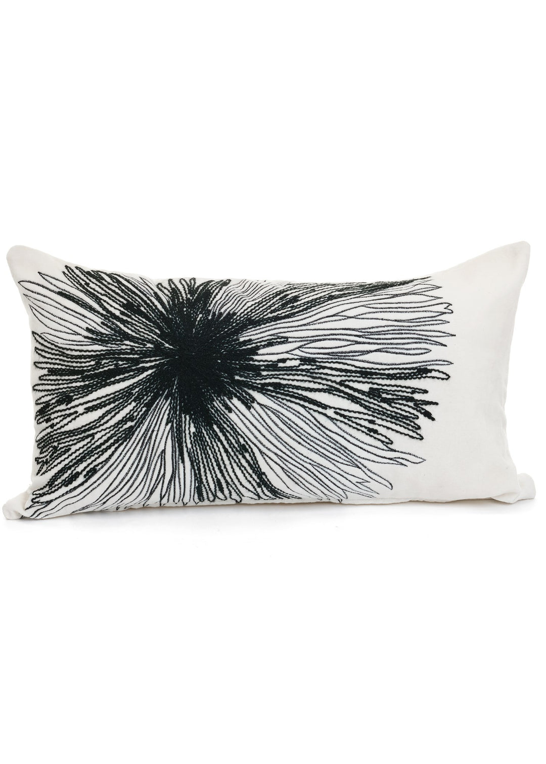 FLOWER PILLOW CREAM-BLACK