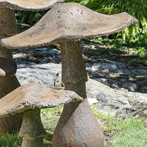 Garden Mushroom 27″ 🍁